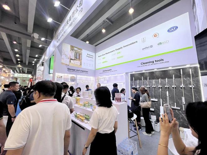 年华”日用百货企业用创意“圈粉”全球市场